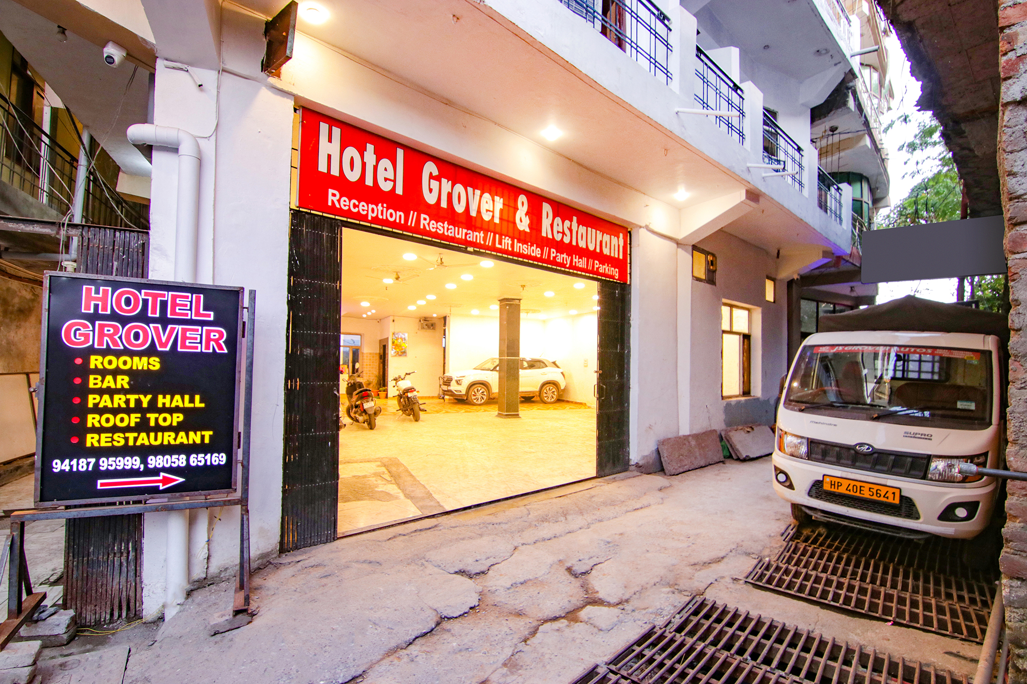 Front exterior 03